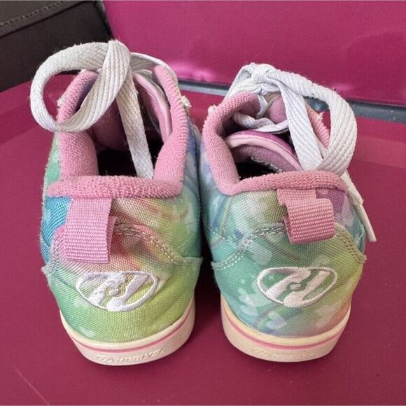 SHOES 3 Pairs Size 4 1-Heelys W/out Wheels 1-Falls Creek Tenis Shoe And 1-And1 - Picture 16 of 16